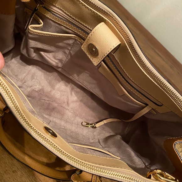 Michael kors Medium shoulder bag - Picture 6 of 7